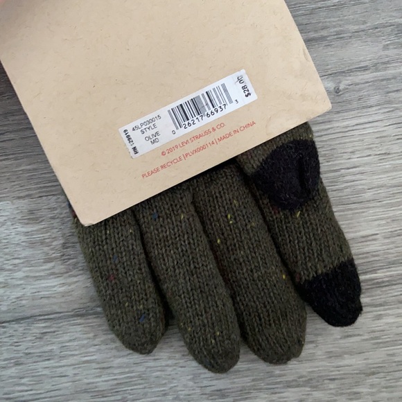 Levi's mens glove winter wear snow Donegal Glove With Leather Patch Olive green - Picture 6 of 14